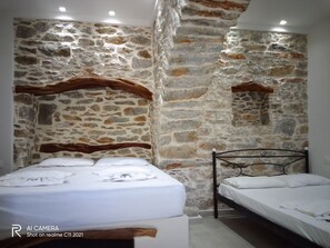 Classic Studio | Iron/ironing board, free WiFi - Politimi studios (Amorgos)
