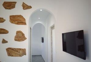 Classic Studio | Iron/ironing board, WiFi (free) - Politimi studios (Amorgos)
