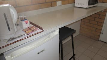 Habitación familiar (Room 16) | Tabla de planchar con plancha, wifi gratis y ropa de cama