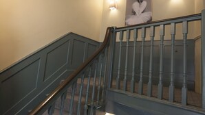 Unclassified image, 5 of 32, button - The Rooms at Bardons (Kilcullen)
