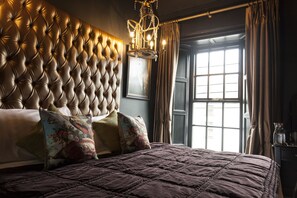 Individually decorated, individually furnished, iron/ironing board - The Rooms at Bardons (Kilcullen)