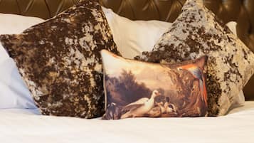 Superior Double or Twin Room | Individually decorated, individually furnished, iron/ironing board
