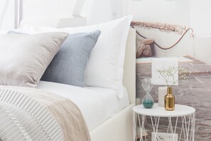 Vision Suite  | Schreibtisch, laptopgeeigneter Arbeitsplatz, schallisolierte Zimmer