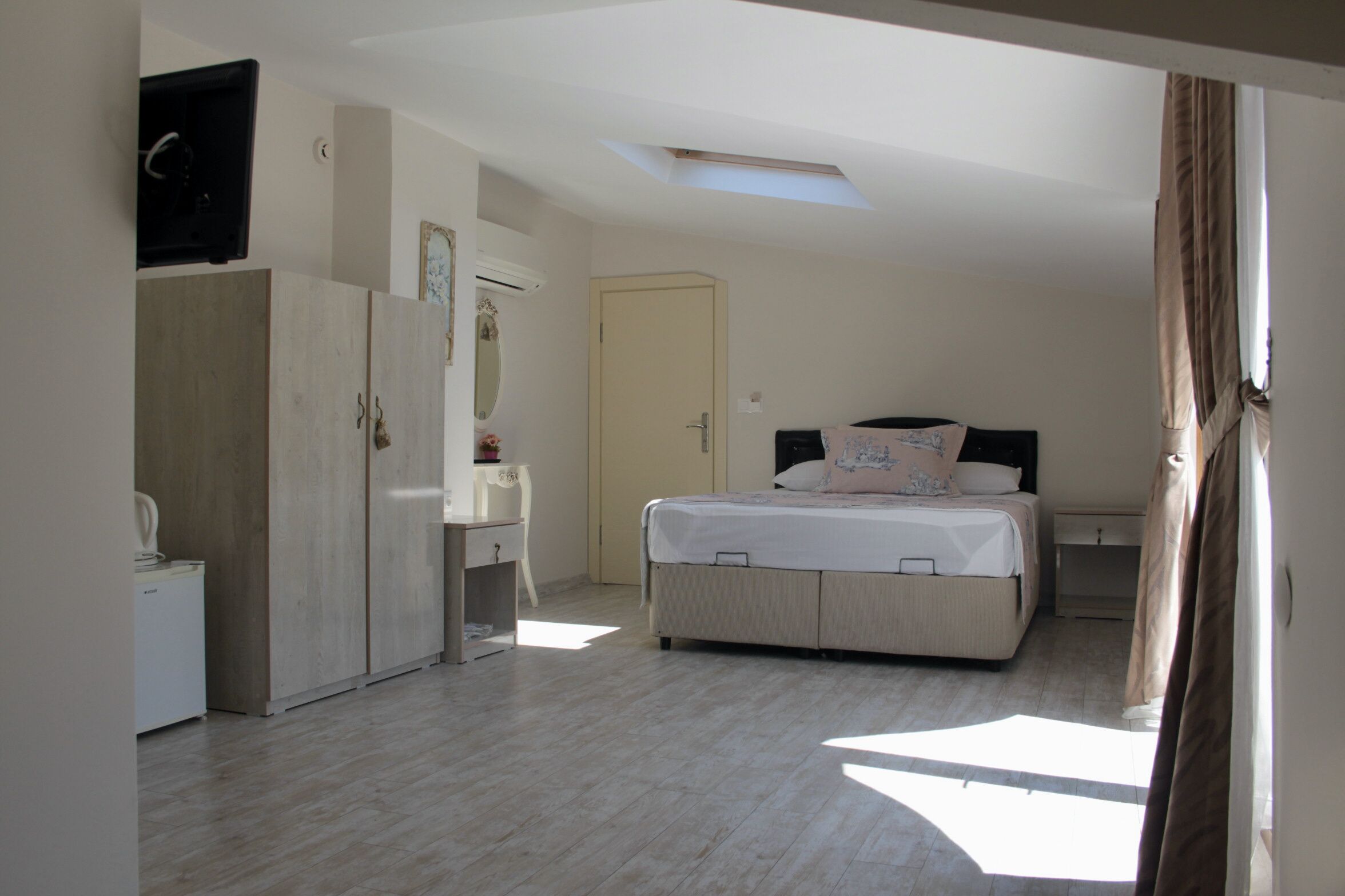 superior triple room | in-room safe, free wifi