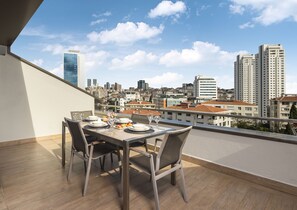 Loft, 2 kamar tidur, teras, pemandangan kota | Pemandangan kota