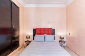 2 bedrooms, premium bedding, down duvets, pillow-top beds