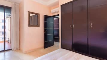 2 phòng ngủ, bộ đồ giường cao cấp, chăn bông, nệm có lớp đệm bông