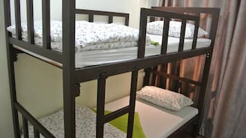 8-Bed Mixed Dormitory | Free WiFi