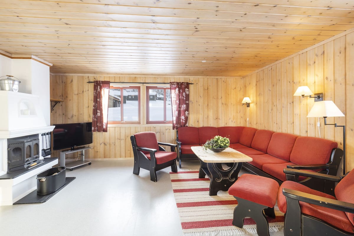 Cabin, 3 Bedrooms, Sauna, Location Vierli | Living area | 24-inch flat-screen TV with cable channels, TV, fireplace