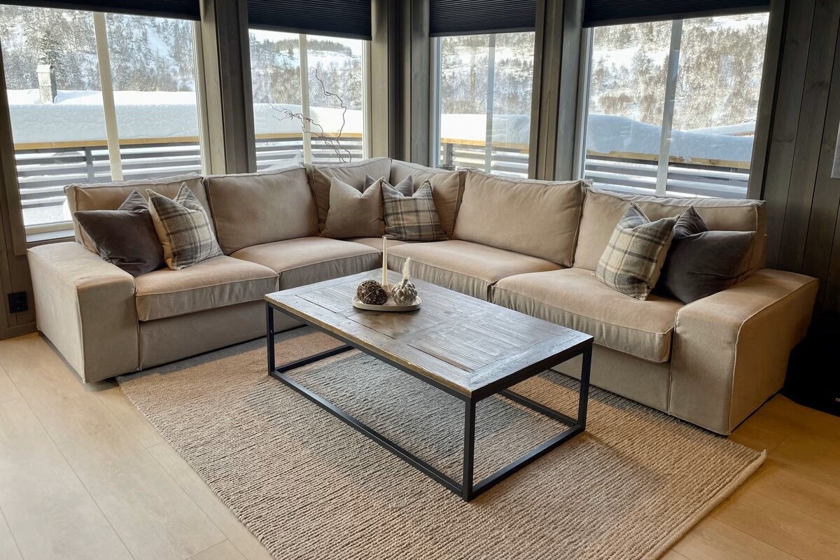 Cabaña Deluxe, 4 habitaciones, vistas a la montaña, junto a la pista de esquí | Wifi gratis, decoración individual, mobiliario individual y ropa de cama