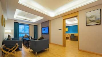 Minibar, desk, blackout curtains, rollaway beds