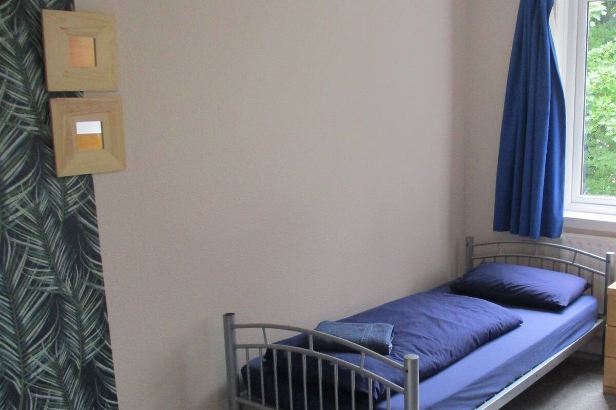 Quarto solteiro, suíte | Wi-Fi de cortesia, roupa de cama