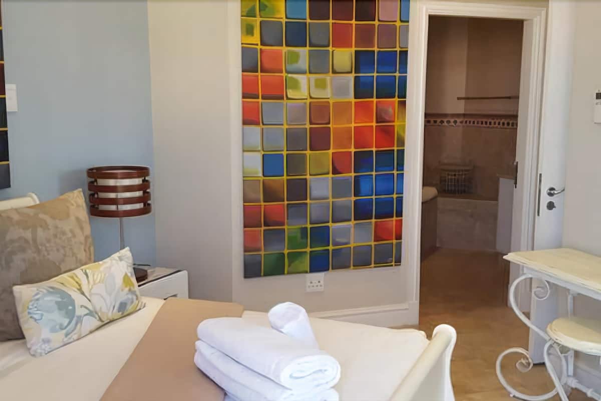 Appartamento Comfort, 3 camere da letto | 3 camere, una cassaforte in camera, ferro/asse da stiro, Wi-Fi gratuito