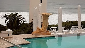 Pool - 703 Oyster Schelles (Umhlanga)