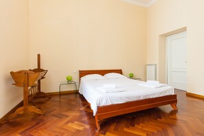 Deluxe Apartment, 2 Bedrooms, Non Smoking | 1 bedroom, desk, iron/ironing board, free WiFi - Residenza Duomo 314 (Naples)