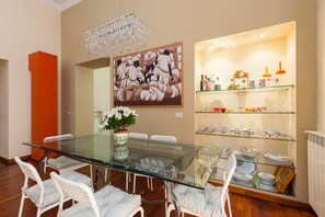 Deluxe Apartment, 2 Bedrooms, Non Smoking | In-room dining - Residenza Duomo 314 (Naples)