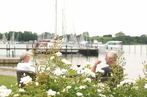 Dock - Dyvig Badehotel (Nordborg)