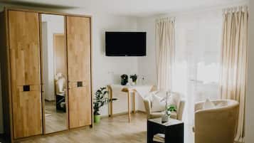 Comfort Double Room | Living area | Flat-screen TV