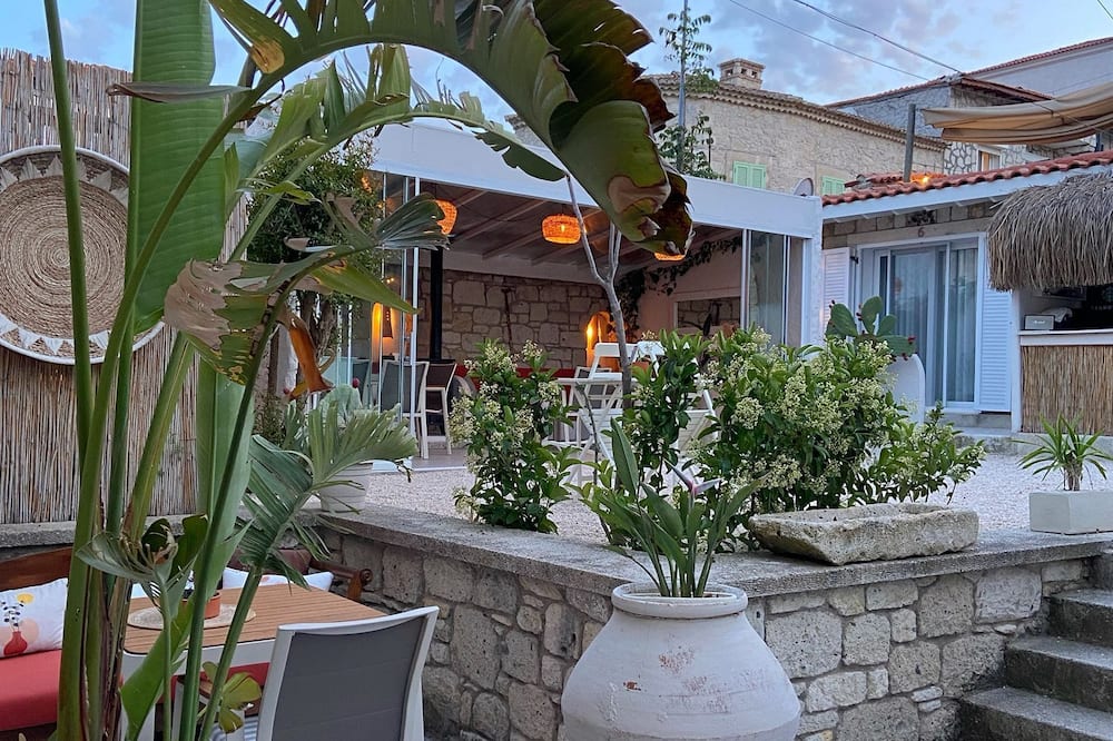 Selin Hotel