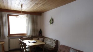 Living room - Ferienwohnung Sägehof (Fliess)