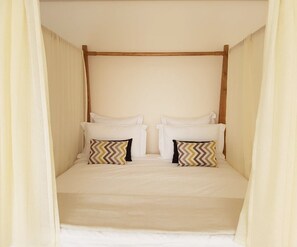 6 bedrooms
