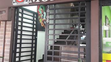 EntrĂ©e de lâhĂ©bergement