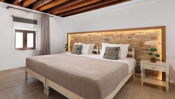 Apartment (Emerald) | Hochwertige Bettwaren, Betten mit Memory-Foam-Matratzen, Zimmersafe