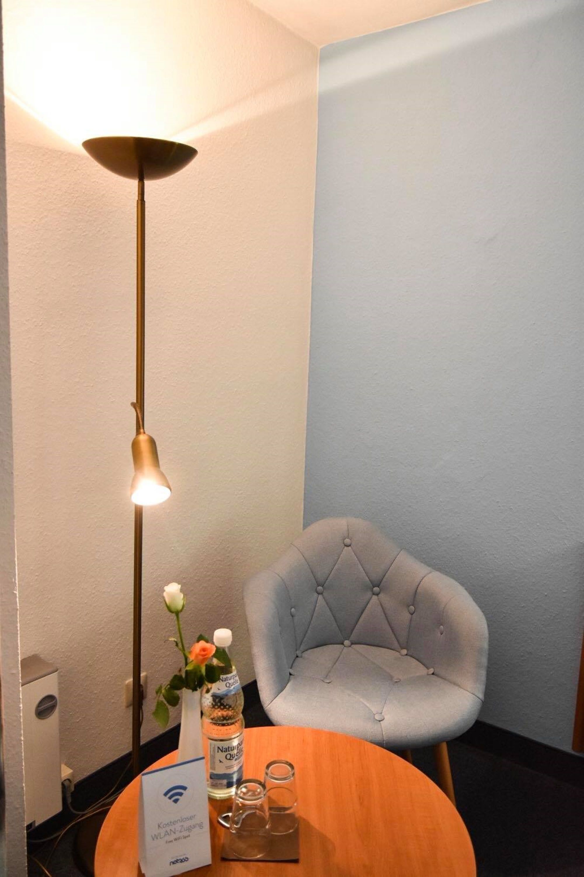 standard double room | down duvets, in-room safe, desk, soundproofing