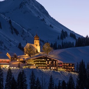 Mặt tiền nơi lưu trú