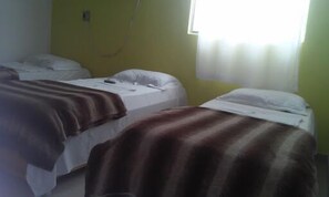 Triple Room | Minibar, iron/ironing board, free WiFi