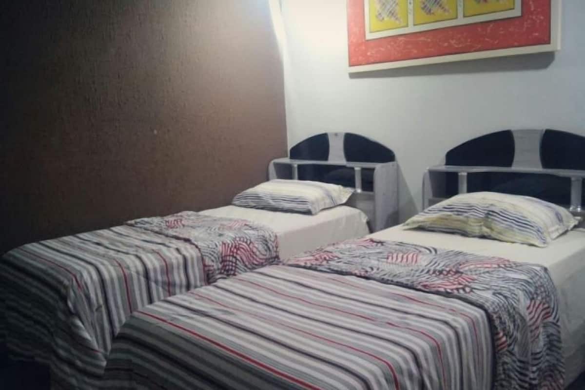 Minibar, iron/ironing board, free WiFi