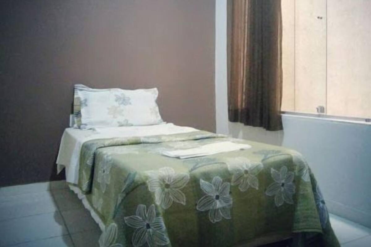 Minibar, iron/ironing board, free WiFi