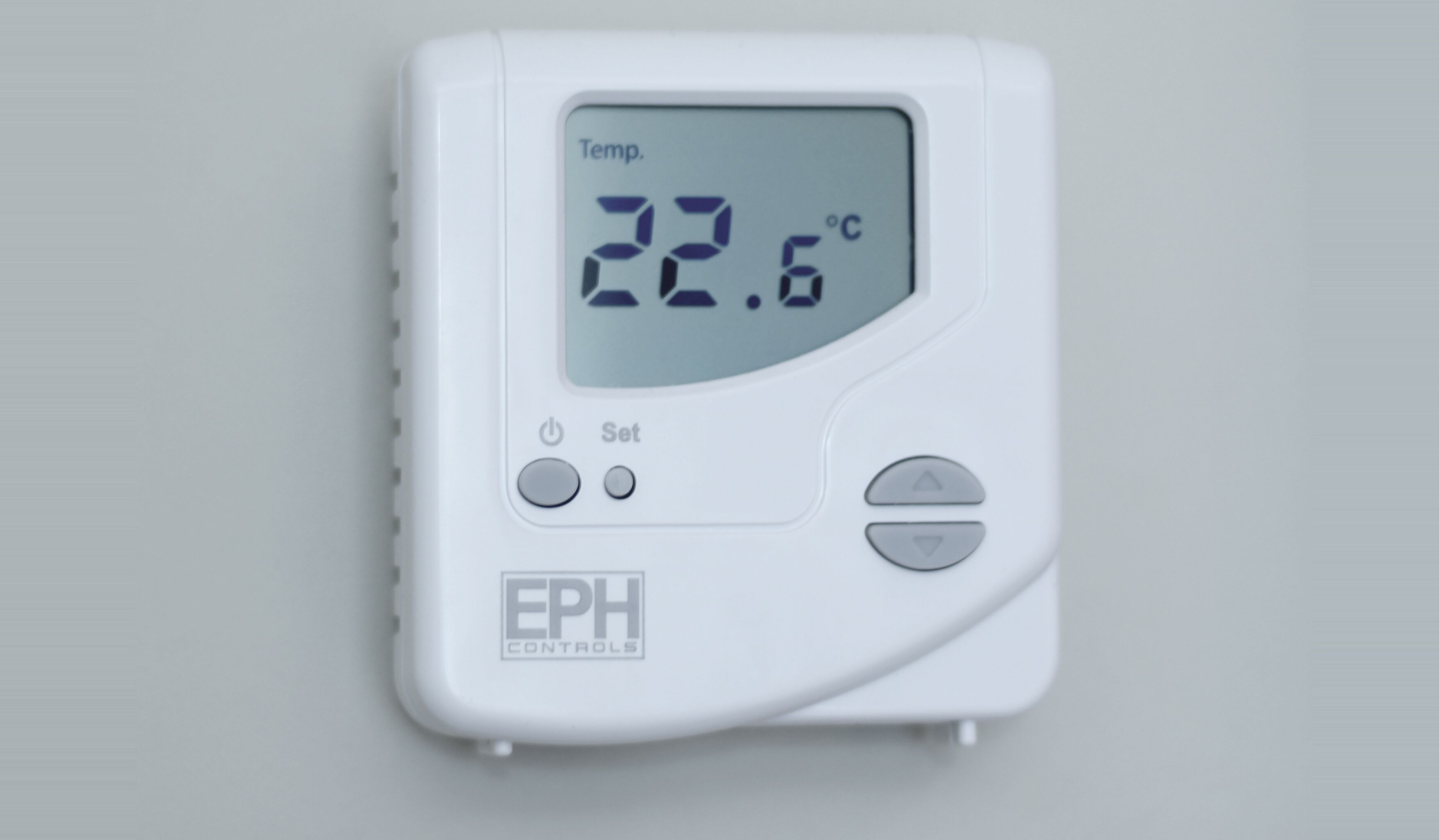 in-room safe, iron/ironing board, free wifi, bed sheets