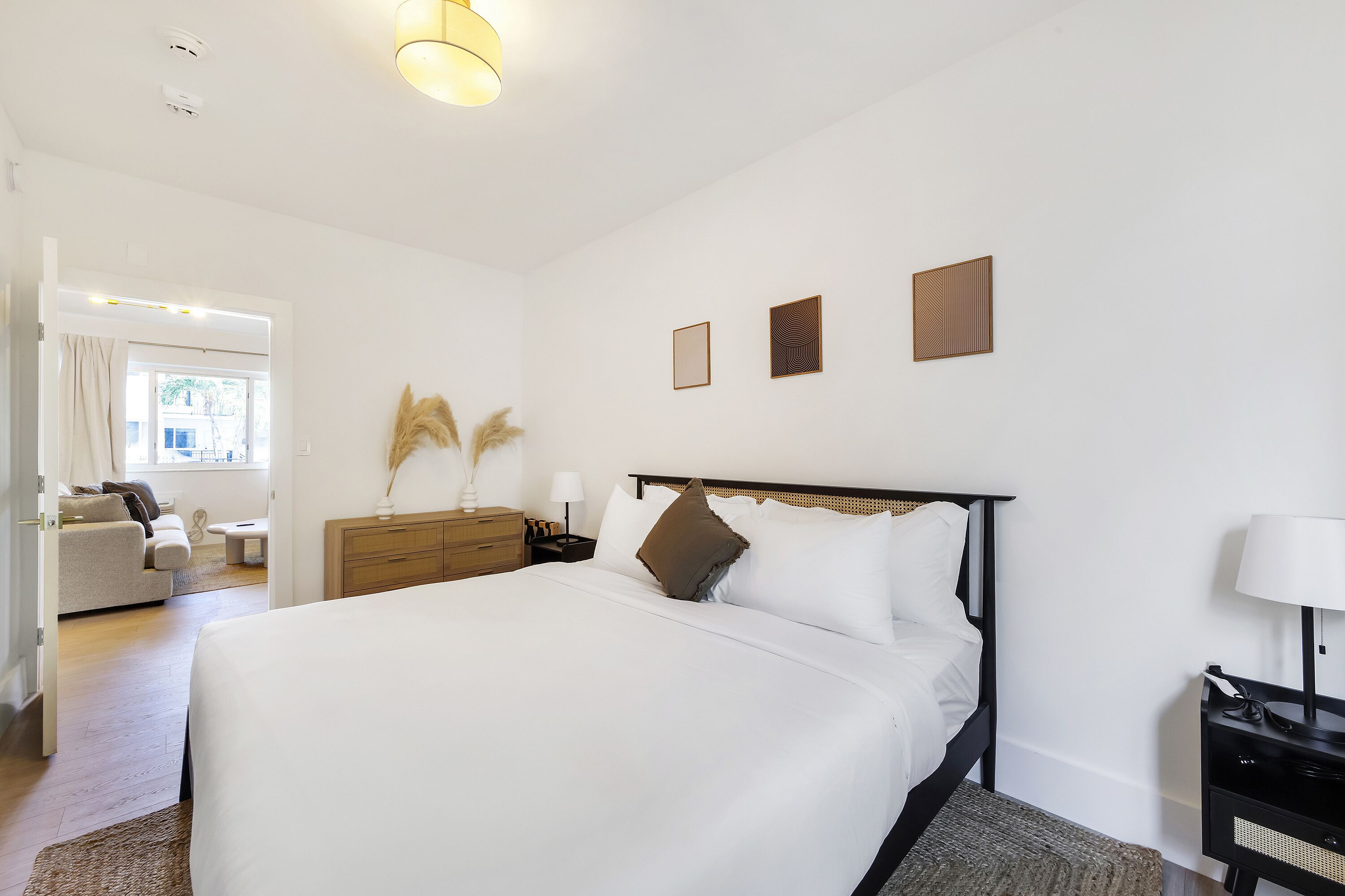 ดีลักซ์อพาร์ทเมนท์, 2 ห้องนอน, ห้องครัว