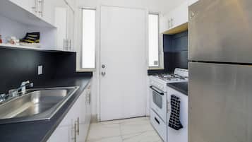 Standard-huoneisto, 2 makuuhuonetta, keittiö | Yksityinen keittiö