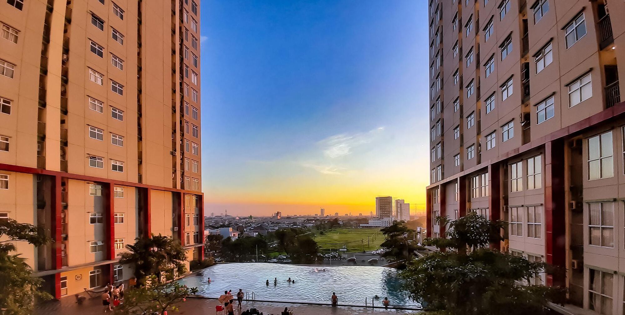 泳池 | 室外游泳池