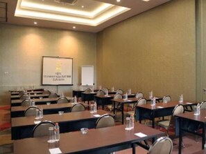 Meeting facility - Hotel Gunawangsa MERR (Surabaya)