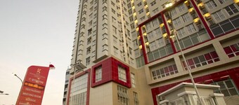 Hotel Gunawangsa MERR