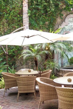 ลานระเบียง/นอกชาน