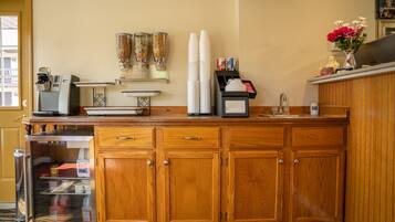 Petit déjeuner continental compris tous les jours