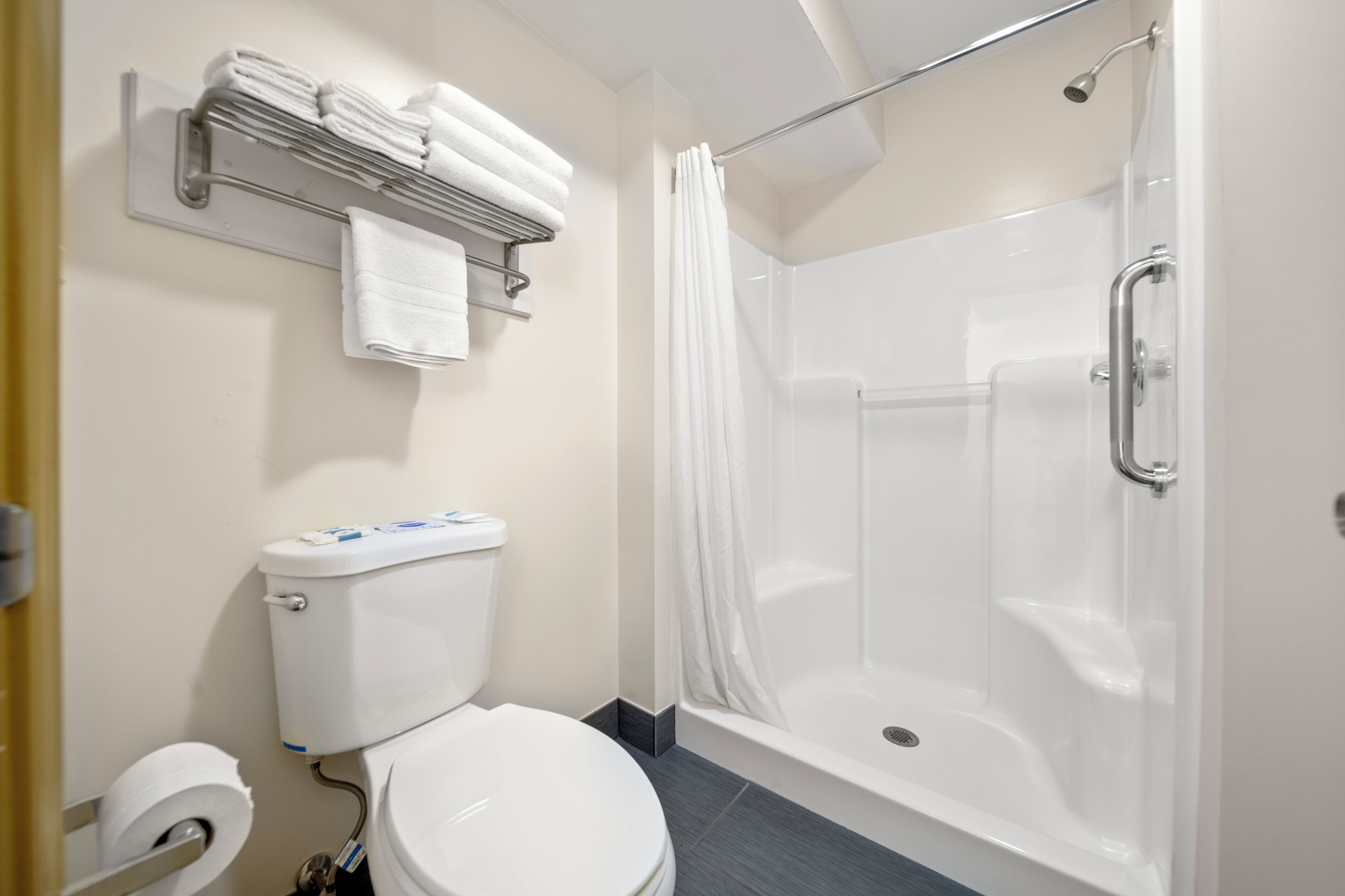 room, multiple beds | bathroom | combined shower/bathtub, free toiletries, hair dryer, towels