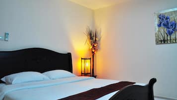 Superior Double Room | Desk, rollaway beds, free WiFi