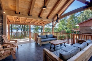 Terrace/patio - 2 Lakefront Cabins on 1.3 Acres. Cayuga Lake Cabins - Finger Lakes, near Ithaca (Lansing)