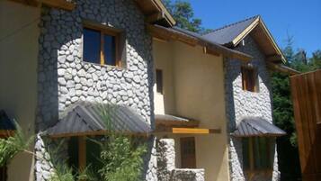 Bagian depan properti