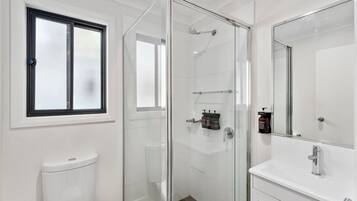 Superior 2 Bedroom Cabin - Not Pet Friendly | Bathroom | Shower, free toiletries, hair dryer, towels