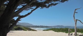 Newly remodeled Ocean Hideaway in Downtown Carmel