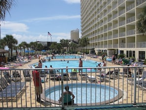 A heated pool - 4th Floor on the beach! RIGHT ABOVE THE POOL. Tootsie’s right next door!!!! (Panama city beach)
