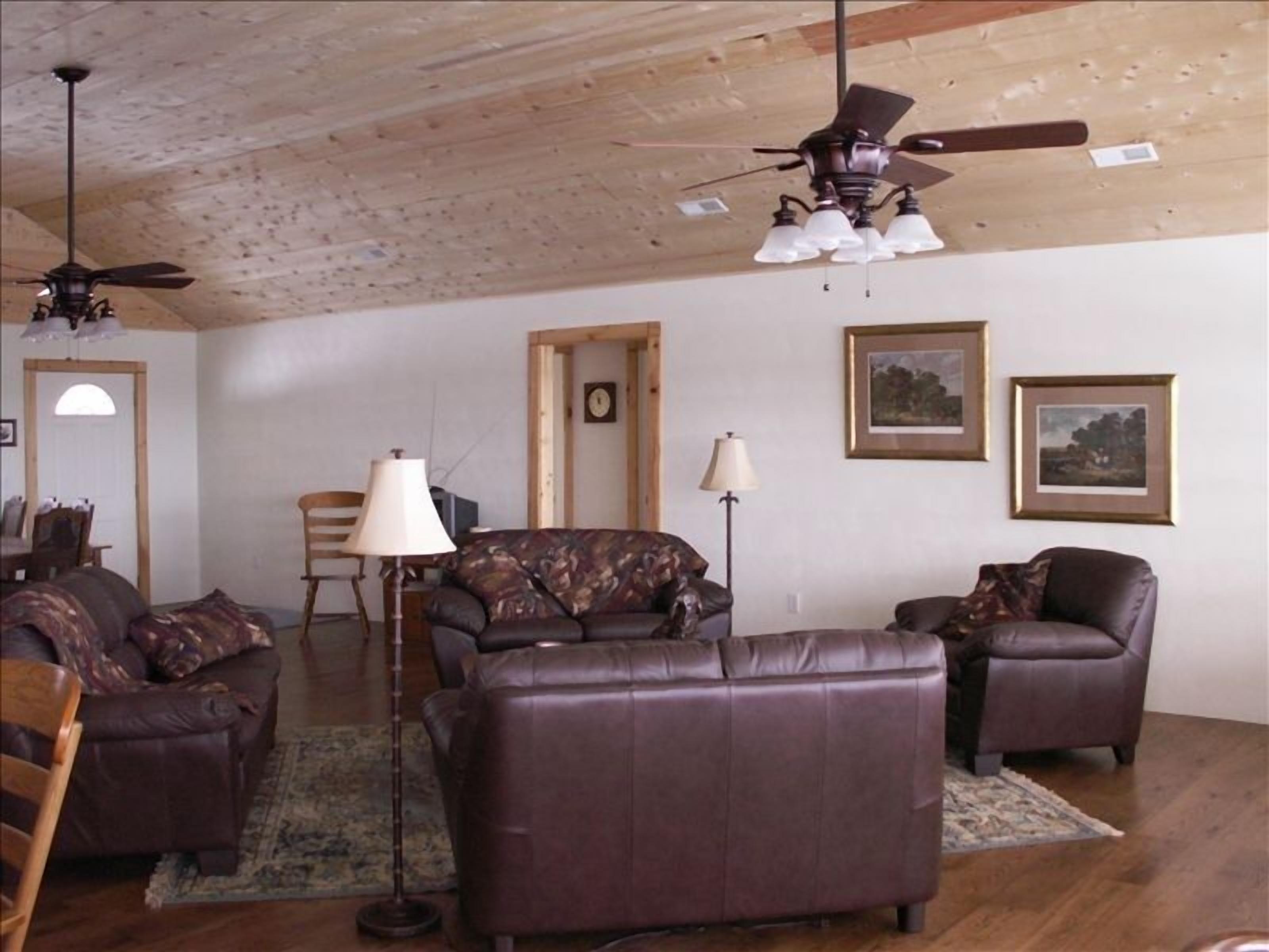 Meek's Retreat@Tranquility Heights