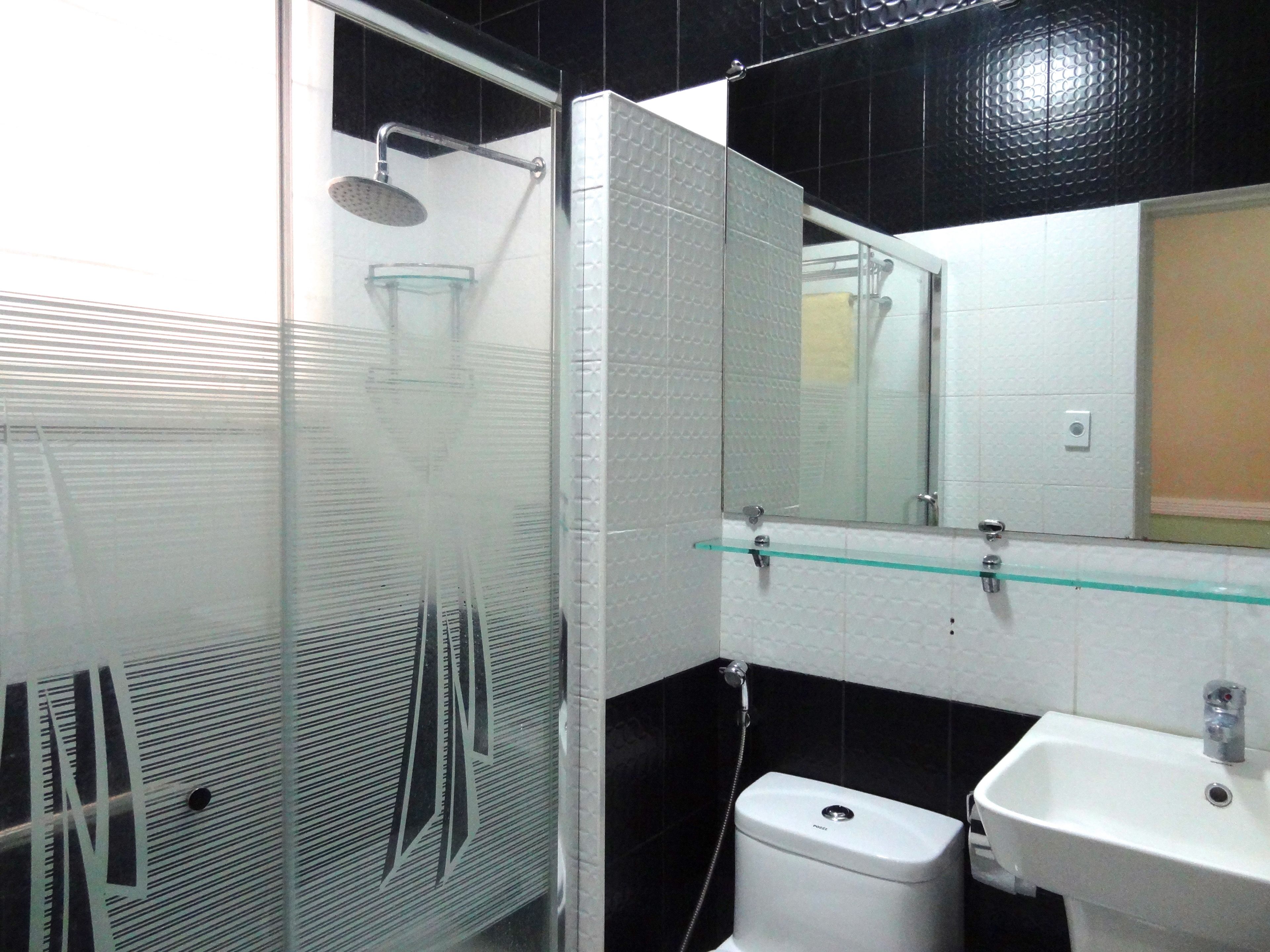 Photo - The Executive Villa Inn & Suites