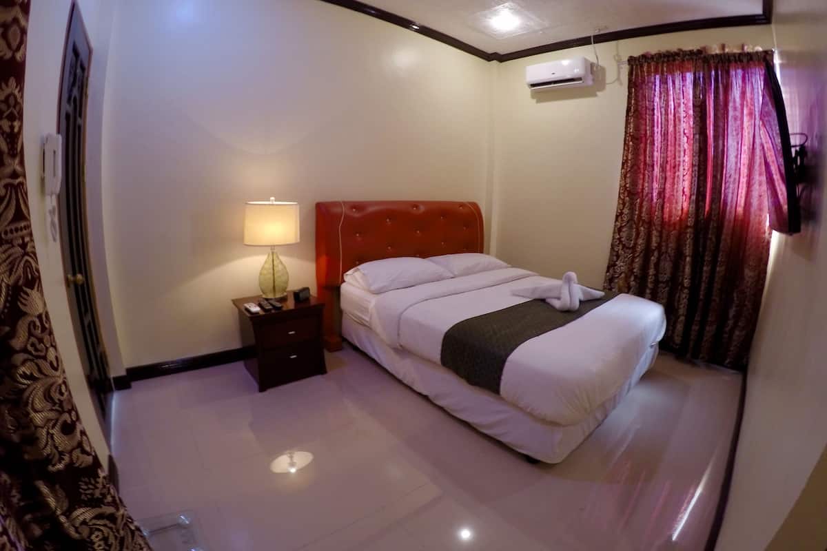 Superior kamer, 1 queensize bed | Een bureau, gratis wifi, beddengoed